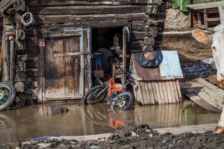 Бережіть халупи від вогню, – ДСНС України відповіла МЧС росії на істерику щодо ядерного удару