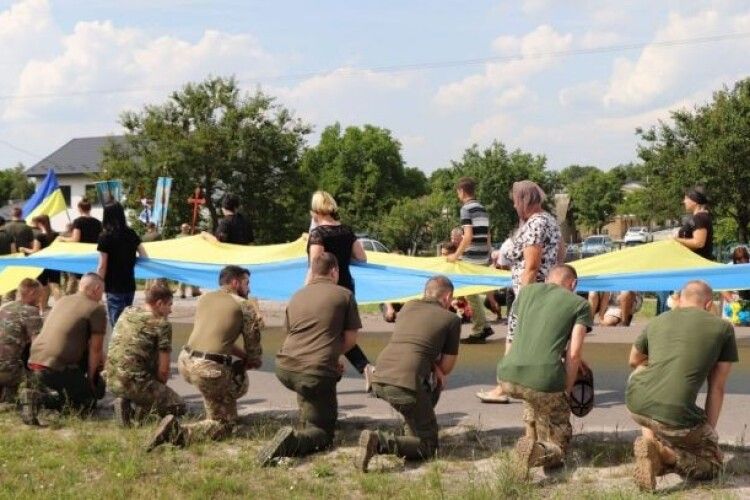 Непоправні втрати: Рівненщина попрощалася з трьома Героями