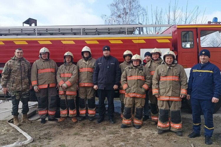 Добровільна пожежна команда з волинського села пройшла навчання в  Польщі і в Україні
