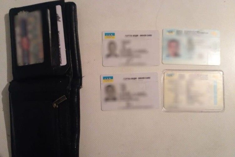Неповнолітня обікрала молодого ковельчанина