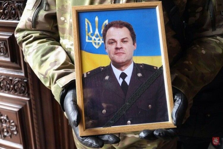 На Волині провели в останню дорогу полеглого Героя Олега Митошопа (Фото)