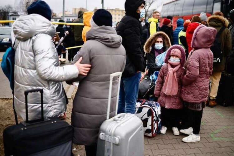 Як українцям отримати безплатну меддопомогу за кордоном