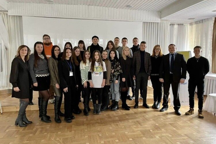  У Нововолинську затвердили склад молодіжної ради