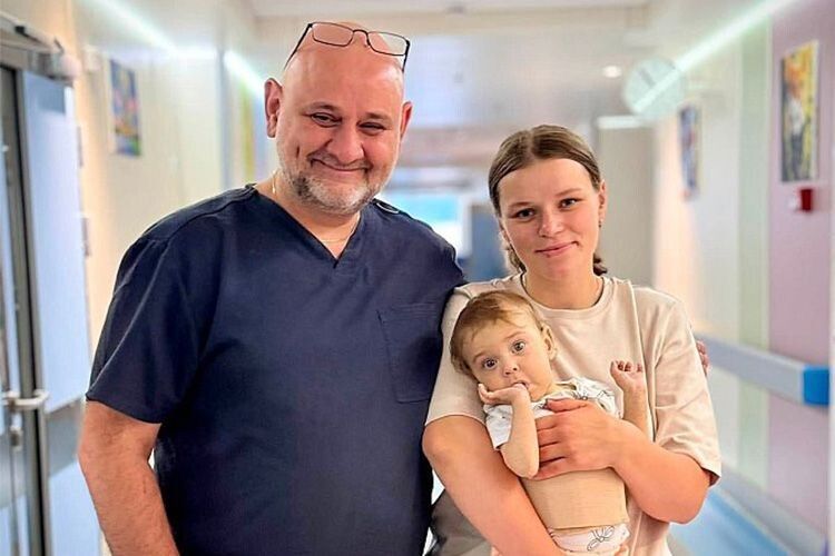 Сота трансплантація «Охматдиту»: 10-місячній волинянці пересадили печінку