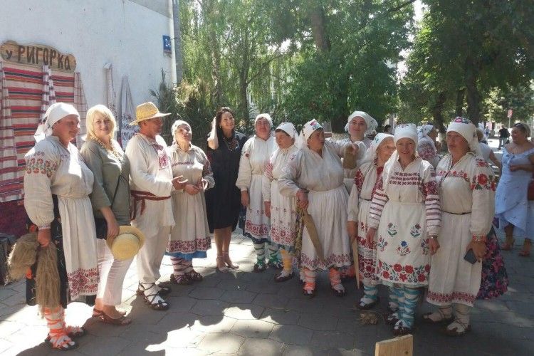 Любешівці вплели свою квітку у вінок фестивалю «Берегиня»