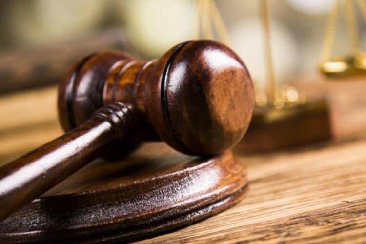 Незаконне збирання даних: суд зобов‘язав ДБР допитати Портнова і Трубу