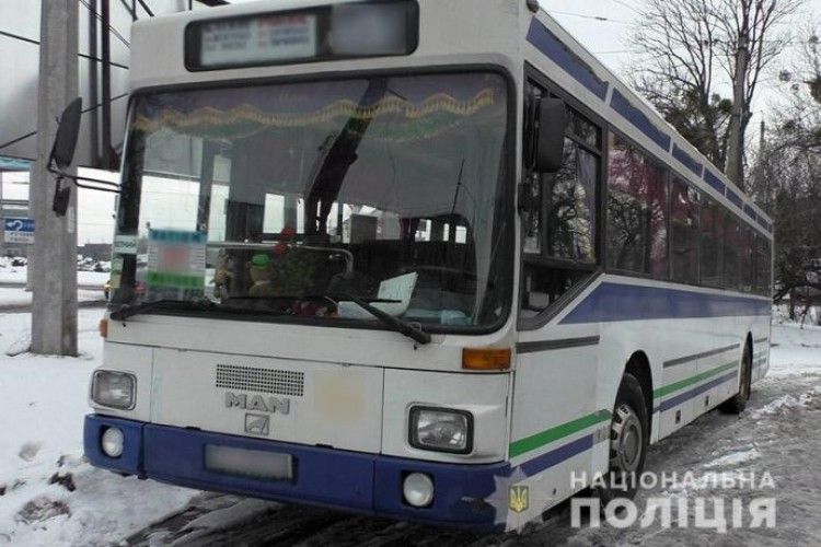 За кермом автобуса перебував п'яний кондуктор