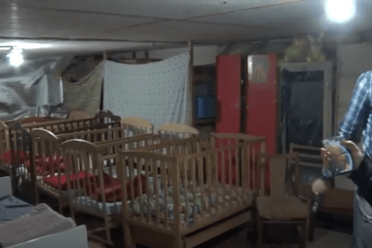 Потрібна допомога: маленькі мешканці Волинського будинку дитини ночують в підвалі (Відео)