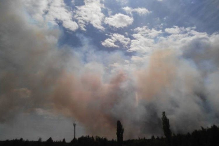 У Чорнобильській зоні палає 10 га лісу