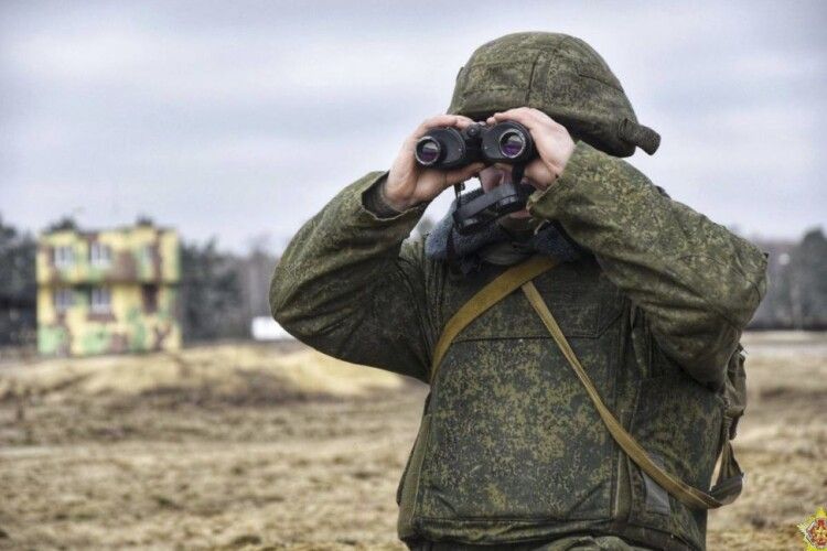 Скільки російських військових перебуває на території Білорусі 