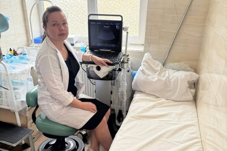 Нове обладнання в амбулаторії Волині випробував лідер громади (Фото)