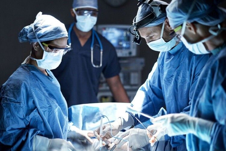 Батькові двох воїнів замінили зношене серце новим