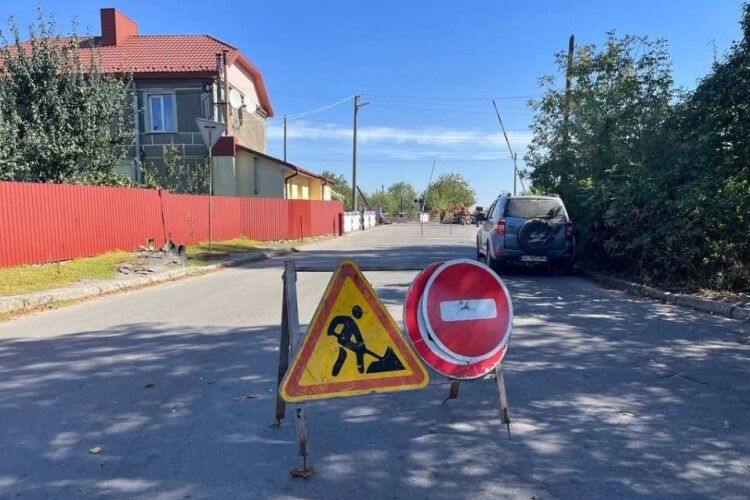 У Володимирі тимчасово закриють залізничний переїзд: як об'їхати