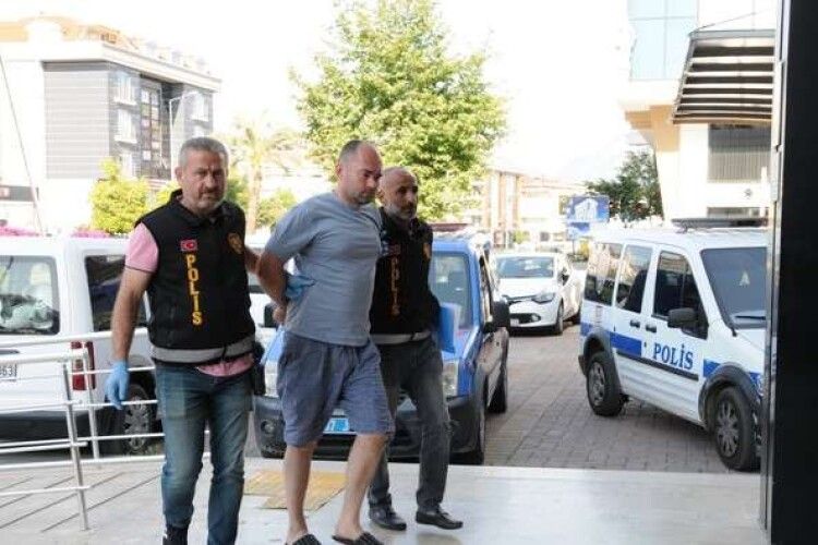 Ексдепутат Харківської міськради зарізав своїх дітей в Туреччині