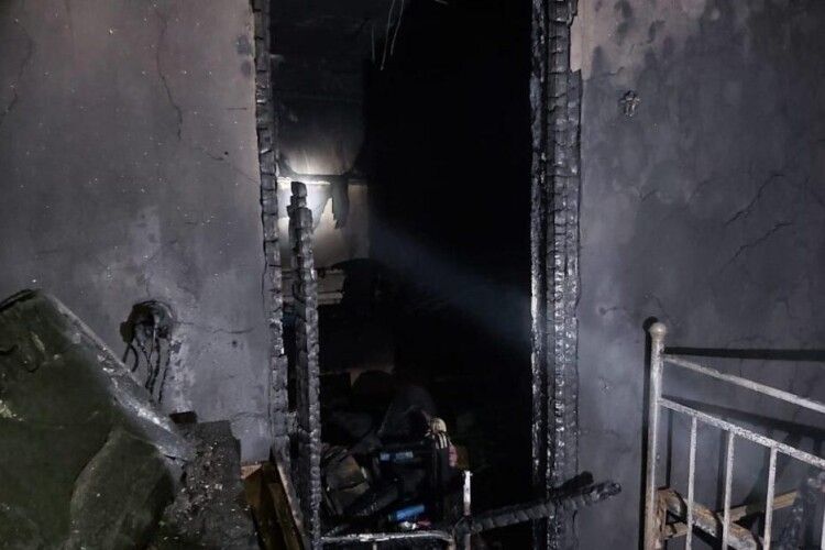 Чорна трагедія на Дніпропетровщині: у вогні загинули три малолітні дитини