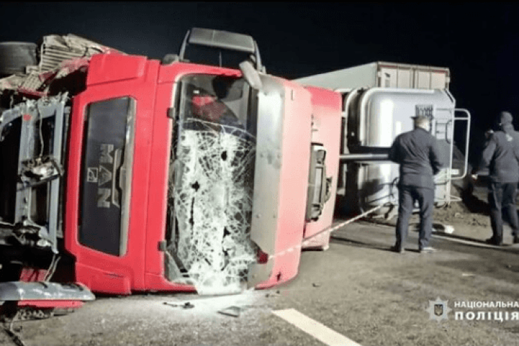 Водій вантажівки, яка розчавила таксі, був п'яний: серед загиблих – 3-річна дівчинка (Відео 18+)