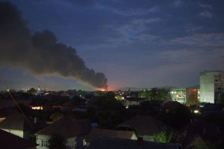Масштабна пожежа на «Новій Пошті»: обіцяють компенсувати знищені вогнем посилки