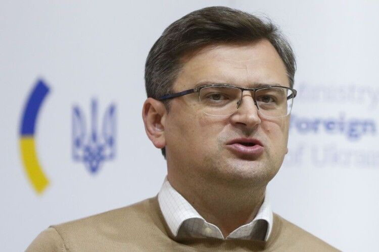 «Буде і вже незабаром»: Кулеба заявив, що Україна працює над прискоренням процесу постачання зброї