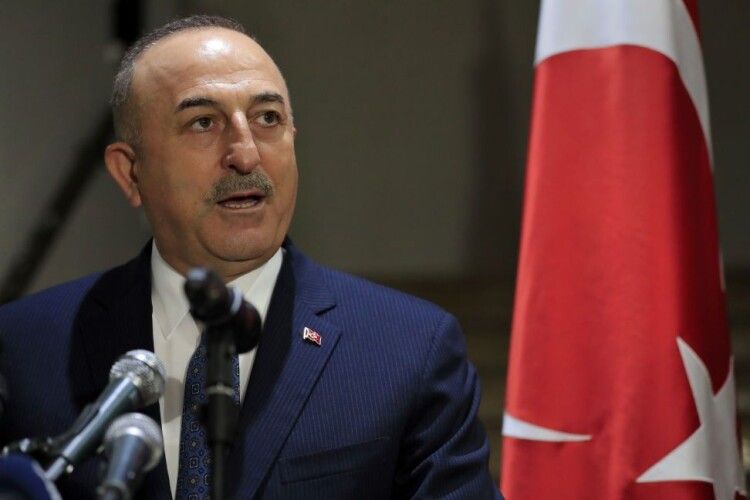 У Туреччині заявили про зближення позицій на переговорах Москви та Києва