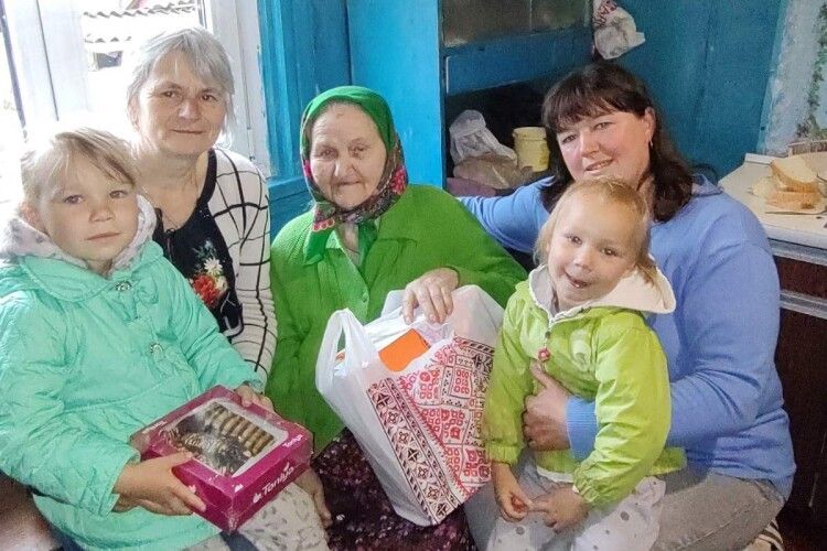 91-річна волинянка пережила війни та втрати, але зберегла любов і велику родину