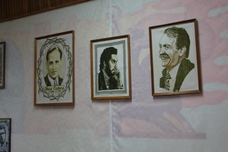 Борці за незалежність України - у вишиваних портретах Юрія Савки 