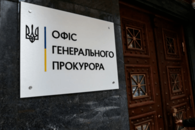 Вісім років за гроші передавав інформацію ФСБ РФ. Помічника нардепа від «Слуги народу» повідомили про підозру в держзраді