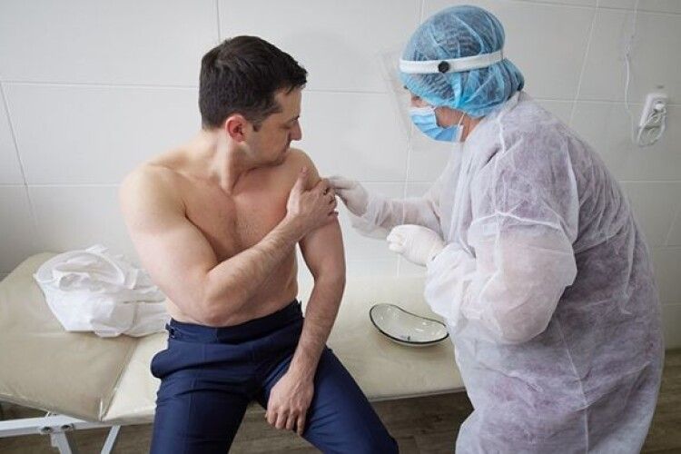 Україна зобов’язалася у меморандумі з МВФ вакцинувати 17 мільйонів громадян до кінця 2021 року
