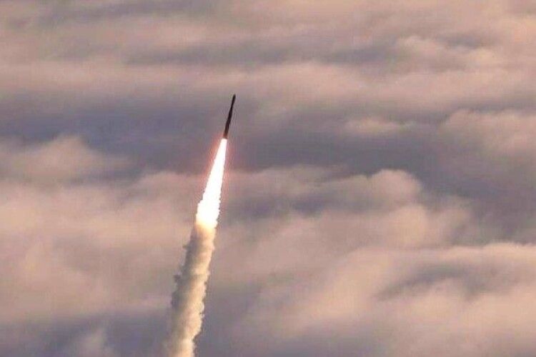 Російські окупанти запустили ракети по Києву