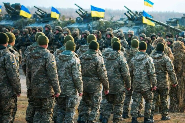 Показали, як українці на Харківщині зустрічають визволителів із ЗСУ (Відео) 