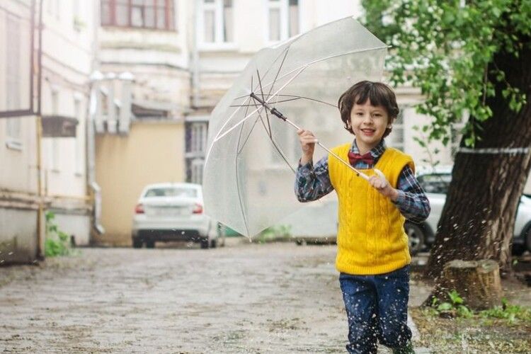 Прогноз погоди: волиняни, виходите з дому, – не забудьте парасолю!