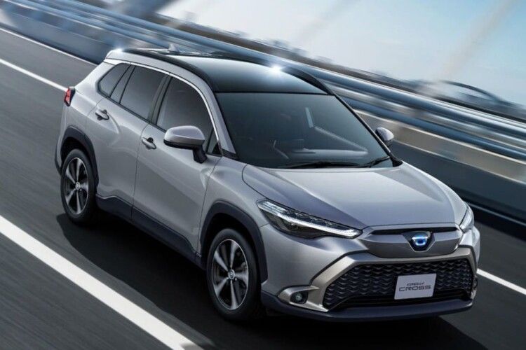 Toyota Corolla Cross у щоденному ритмі водія
