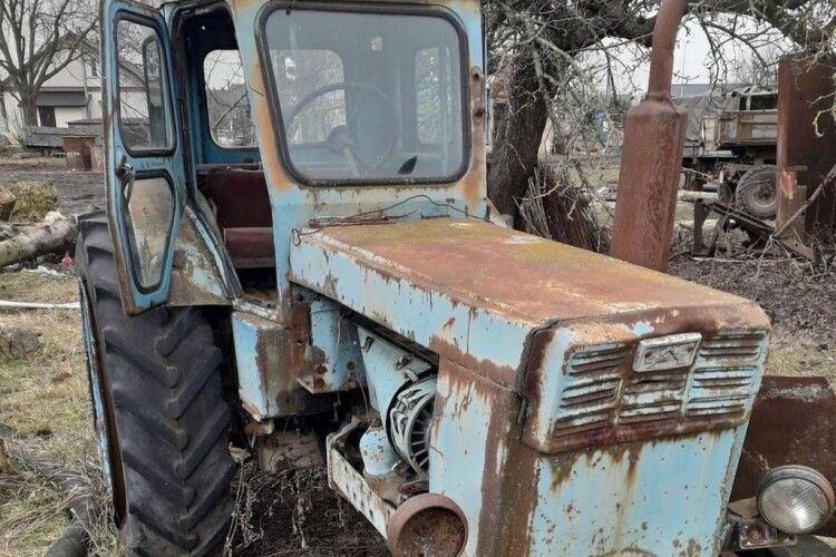 На Волині на аукціон виставили раритетний трактор