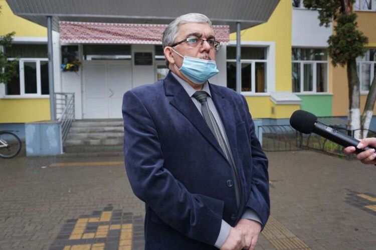 Одна – з найсильніших математиків, – директор луцької школи прокоментував скандал з вчителькою