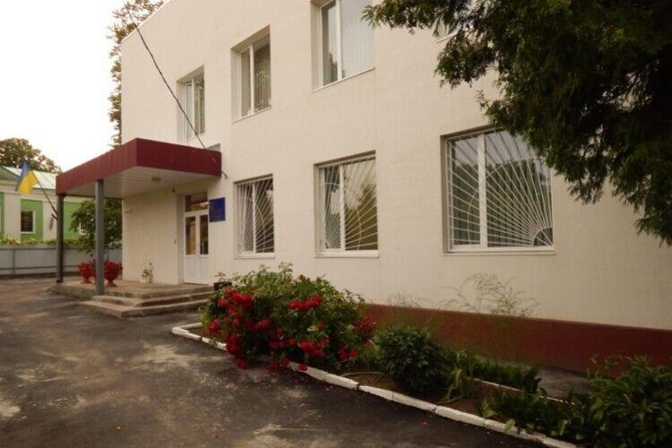 На Волині хірурга визнали винним у смерті пацієнта, але покарання він уникнув