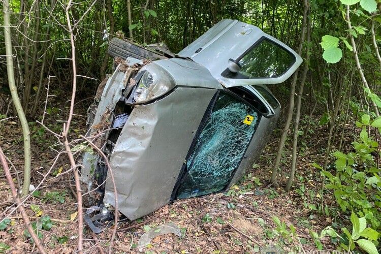 На Волині авто збило пенсіонера… у дворі житлового будинку