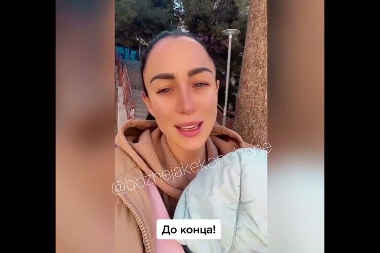 Блогерка з Донецька подякувала загарбникам за «порятунок» (Відео)