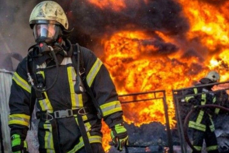 Під час пожежі загинуло немовля, врятовано трирічну сестру