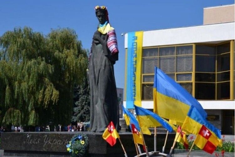 Творець луцької Лесі Українки відзначає 83-ліття