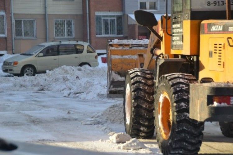 Тракториста оштрафували,  коли… чистив від снігу дороги