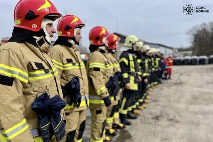 У Луцькому районі рятувальники провели навчання (Фото)