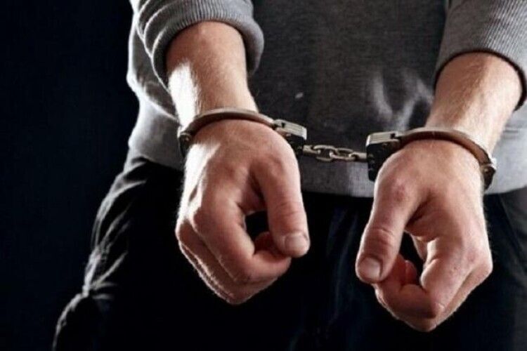 Волинські поліцейські затримали «вокзального» злодія з крупною сумою