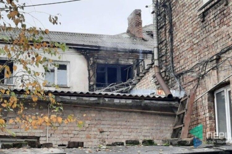 Чому сталася пожежа в житловому будинку в центрі Луцька