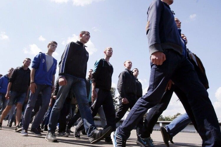 Депутати пояснили, чому зменшили граничний вік призовників