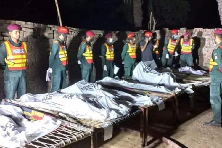 Чоловік через сімейну ворожнечу спалив власних доньок і онуків живцем