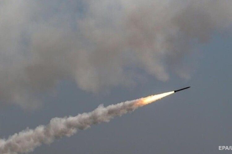 Під час нічної атаки в небі над Україною було знищено 10 ракет