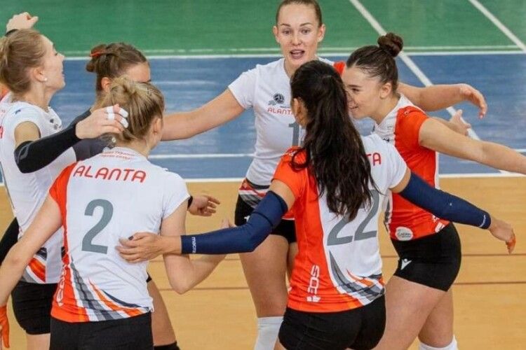 Волейбол: Житомир, Луцьк та Слобожанське прийматимуть матчі 5-го туру жіночої Суперліги-Дмарт