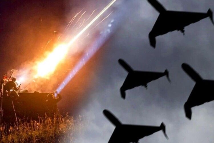 В обласному центрі Волині пролунали потужні вибухи: місто без світла (оновлено)