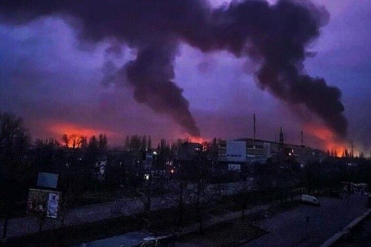 В різних районах Севастополя - вибухи