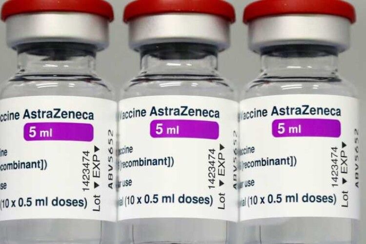 В Україні знищили пів мільйона доз вакцини AstraZeneca