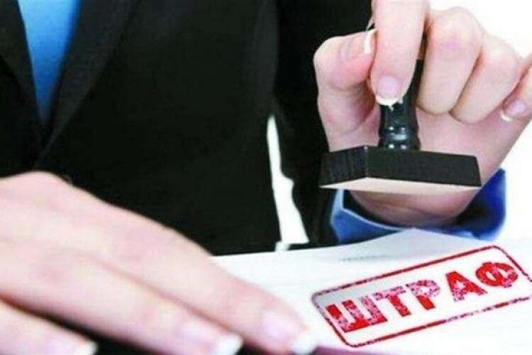 Працювала без маски: на Волині оштрафували продавчиню